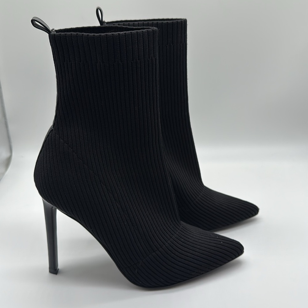 Steve Madden Dianne Ribbed Sock Boots in Black Size 8.5 - Picture 4 of 9